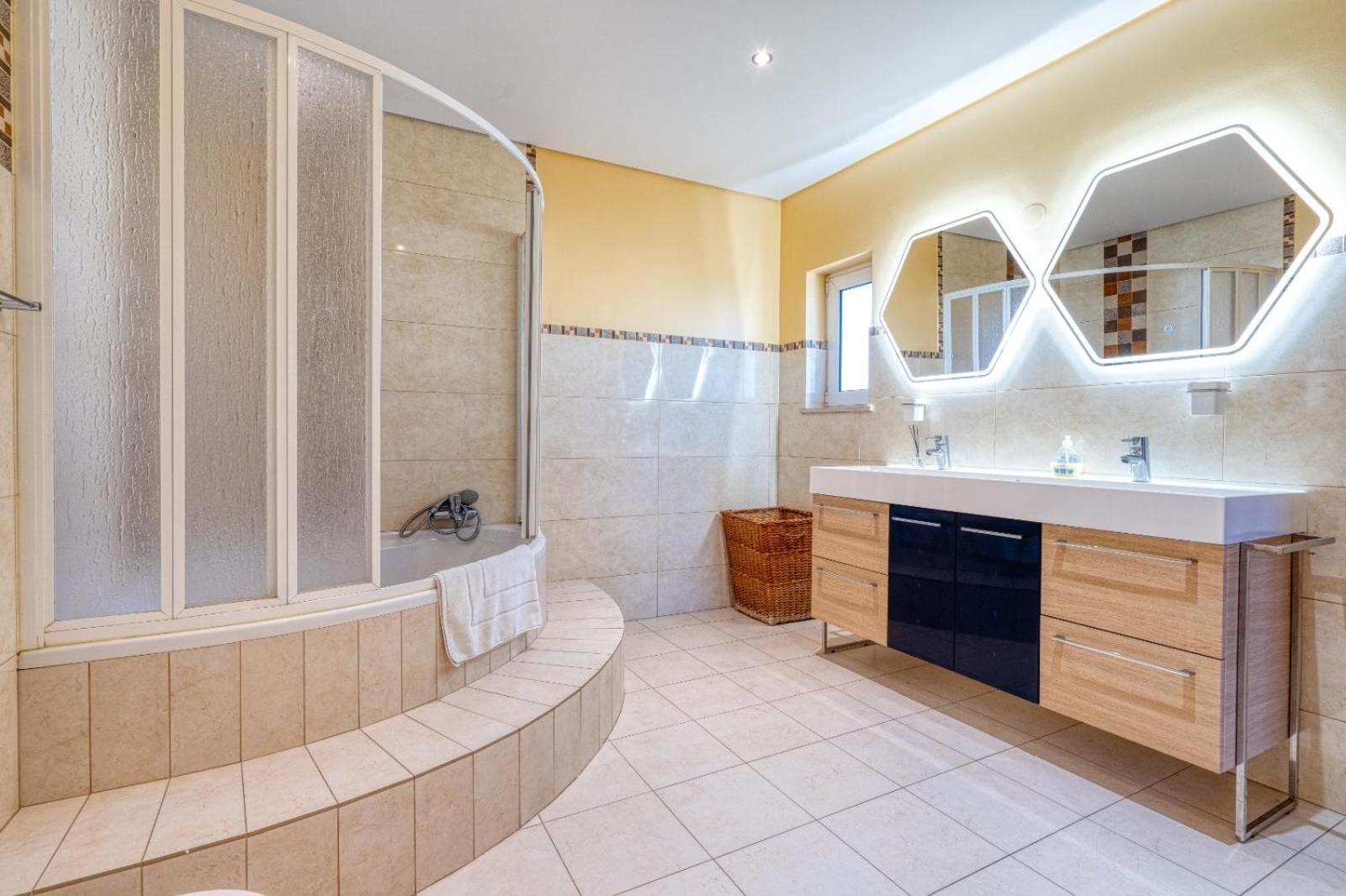 Full Private 300Sqm Villa Jacuzzi Heated Pool Ideal & Quiet Location Αλμπουφέιρα Εξωτερικό φωτογραφία