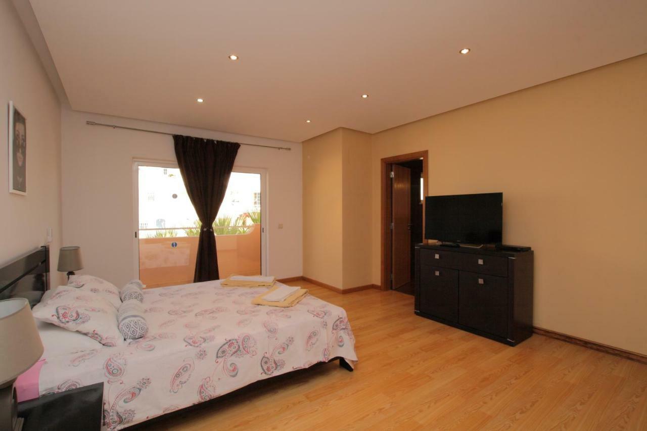 Full Private 300Sqm Villa Jacuzzi Heated Pool Ideal & Quiet Location Αλμπουφέιρα Εξωτερικό φωτογραφία